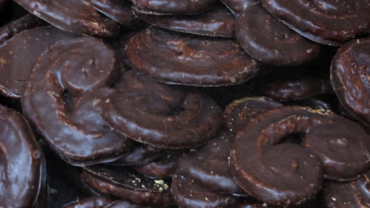 El pueblo de Madrid que vende más de 100 kilos de palmeras de chocolate al día y que están buenísimas