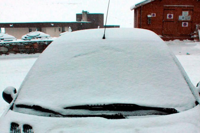 parabrisas hielo 900x626 1 Merca2.es