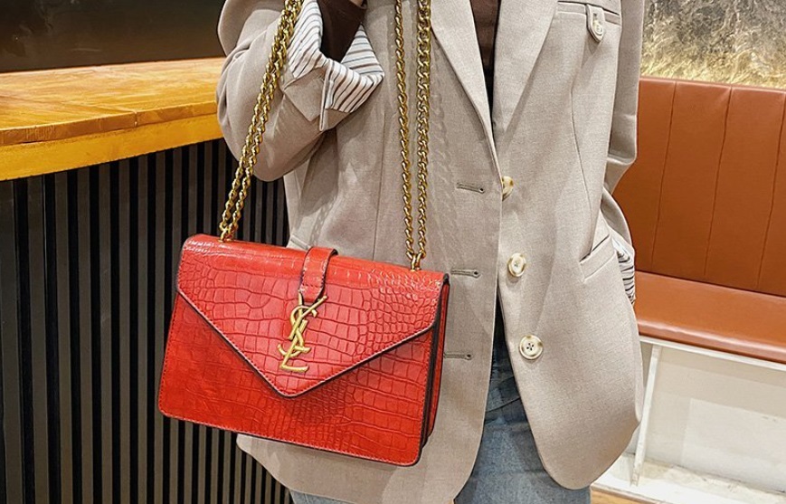 Aliexpress: 10 bolsos que parecen de lujo a precios de mercadillo 2 Merca2.es bolso con doble bandolera