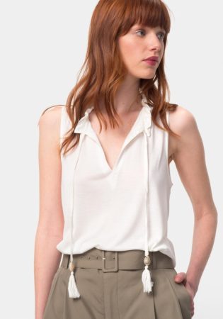 camiseta con volante carrefour