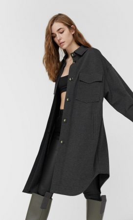 sobrecamisa larga stradivarius