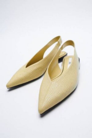 Zara se adelanta a la primavera con estos pantalones de vestir y lucir con zapatillas 58 Merca2.es Zara reinará esta temporada