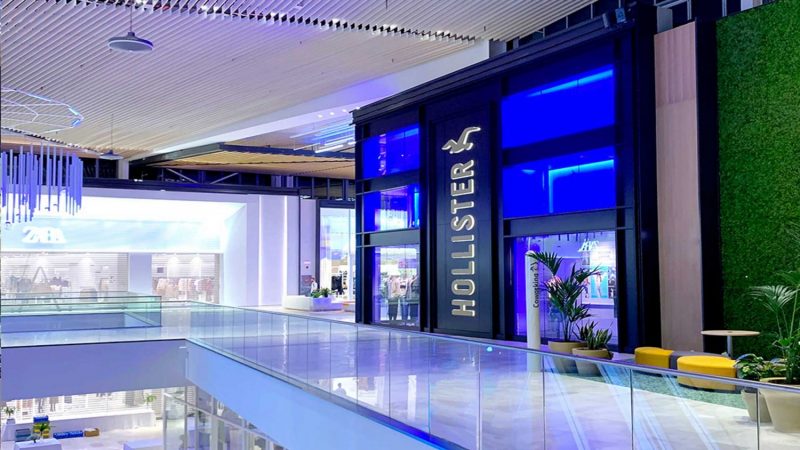 Hollister impulsa a Abercrombie & Fitch hacia 2026: ventas récord y crecimiento del 16% 2 Merca2.es Hollister
