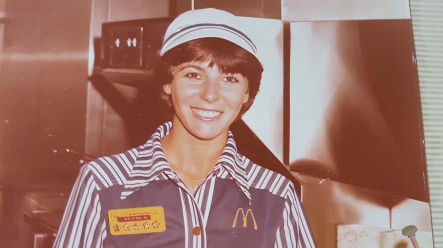 McDonald's: recuerdos privados de una de sus primeras empleadas 1 Merca2.es McDonaldss Epifania Munoz Merca2.es