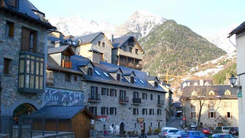 ¿Por qué vivir en el pueblo Sallent de Gállego, Huesca de España?