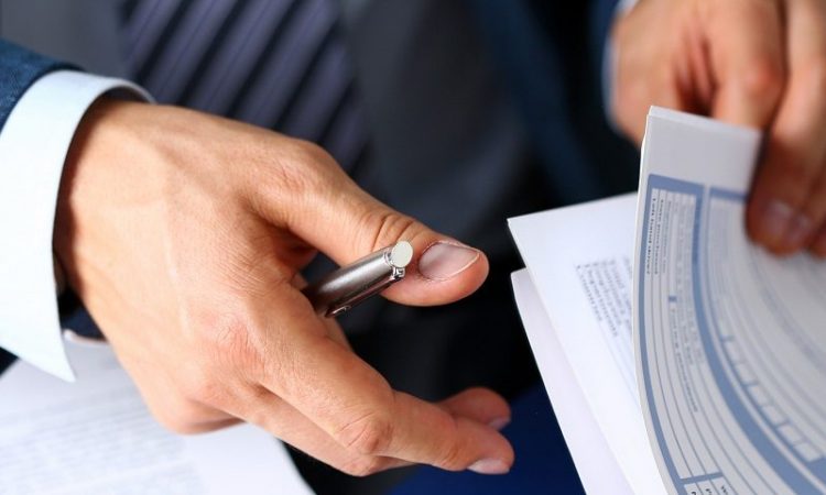 Marzo: nueva oportunidad de los autónomos para cambiar la base de cotización 35 Merca2.es deudas seguridad social