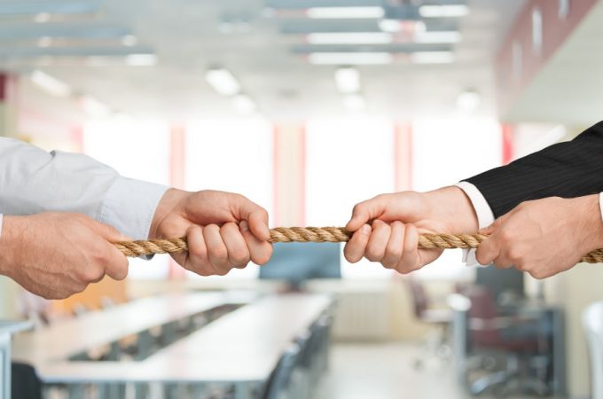 Sí, los autónomos se pueden deducir los intereses de demora si aplazan impuestos 34 Merca2.es conflicto para deducir intereses de demora