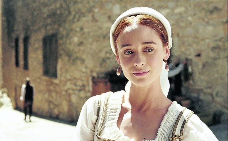 Elena Rivera: las tres series que ha protagonizado tras largarse de Cuéntame 28 Merca2.es elena rivera kMwE U90277967057U1G 1248x770@El Correo Merca2.es