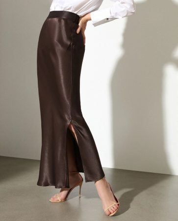 falda larga satinada