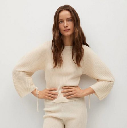 Mango: camisetas y chaquetas para primavera por menos de 30 euros 73 Merca2.es jersey punto plisado mango