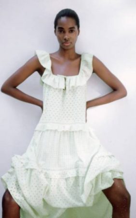 Vestidos de Zara con mucho estilo que jamás encontrarás en Bershka 49 Merca2.es vestido veraniego zara