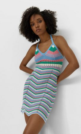 vestido crochet cenefa stradivarius