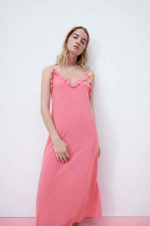 vestido volantes zara