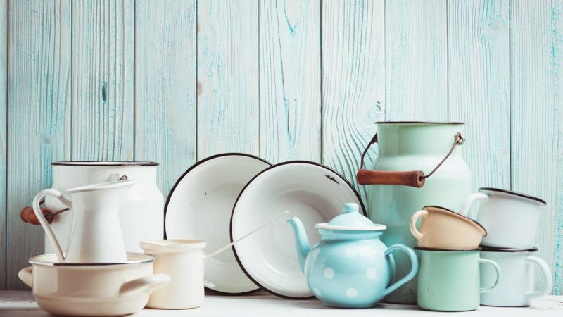 Los objetos de hierros, menaje de cobre y de aluminio sin esmaltar según la OCU