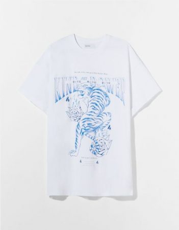 Camisetas de Bershka flipantes que no verás nunca a un precio tan bajo 66 Merca2.es Screenshot 2021 04 08 Camiseta oversize print Camisetas y tops Mujer1 Merca2.es
