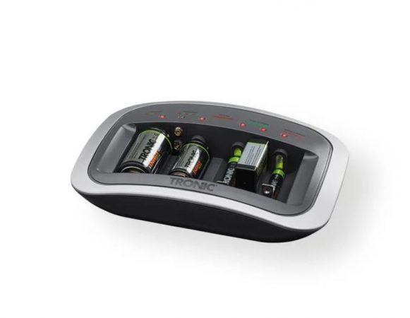 CHOLLOS DE LIDL: CARGADOR UNIVERSAL DE PILAS