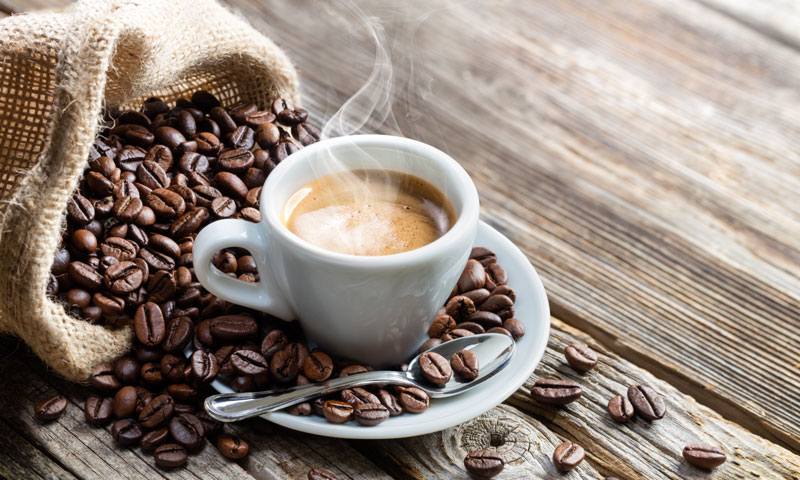 cuanto cafe se puede tomar al dia