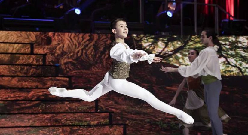 Prodigios: ¿Quiénes son los "desconocidos" que forman el jurado? 59 Merca2.es programa de talentos