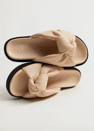 screenshot shop.mango .com 2021.04.17 22 03 22 Merca2.es