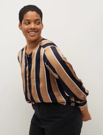 Mango: la camisa larga estampada que arrasa y otras chulas en rebajas 13 Merca2.es Mango