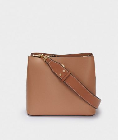 El bolso bandolera por 9,99 euros y otras gangas de Parfois 15 Merca2.es Parfois