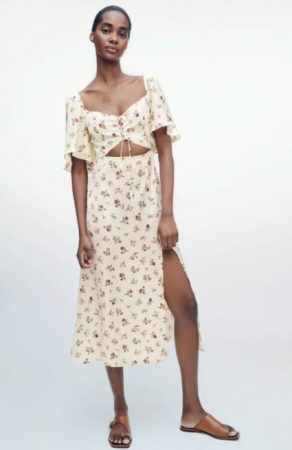 Vestidos feos de Zara que es mejor ignorar por completo 48 Merca2.es vestidos flores zara