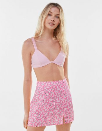 Bershka: ropa con hasta un 40% de descuento para esta primavera 20 Merca2.es Falda mini print abertura- Bershka