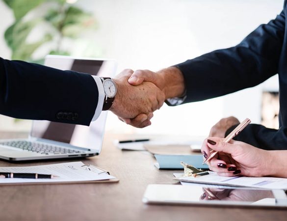 Todos los secretos de un primer contacto exitoso con un posible cliente 28 Merca2.es entrevista comercial