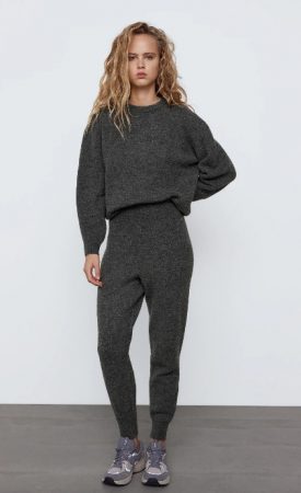 Rebajas en Zara: 8 prendas por menos de 20 euros para renovar tu armario 14 Merca2.es screenshot www.zara .com 2021.05.03 12 31 59 Merca2.es