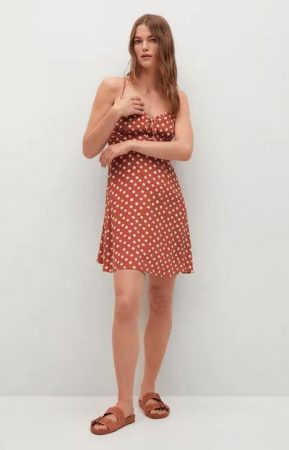 Mango: el vestido volante que todas desean y otros para fardar en verano 6 Merca2.es Mango tirantes
