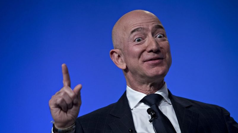 Jeff Bezos, dueño de Amazon, quiere que los humanos solo vengamos a la Tierra de vacaciones 12 Merca2 amazon