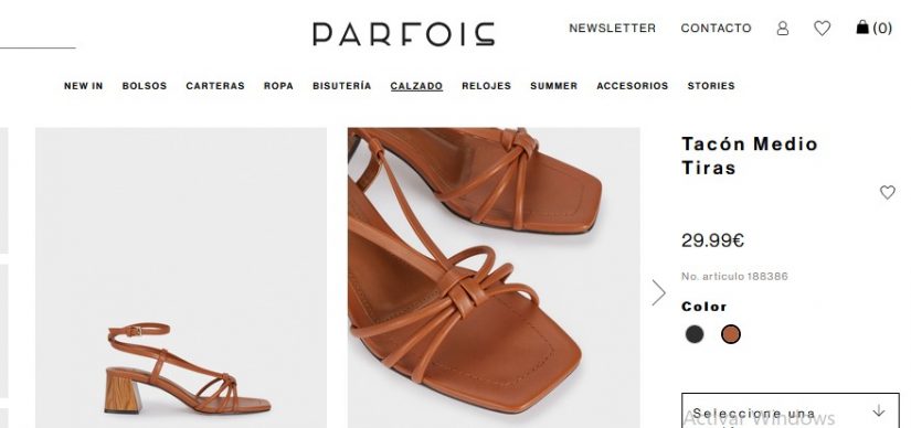 Sandalias De Tacón Medio Tiras