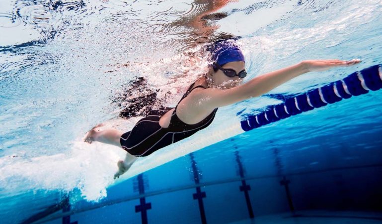 nadar para adelgazar