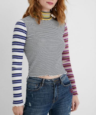 screenshot www.desigual.com 2021.06.24 23 56 57 Merca2.es