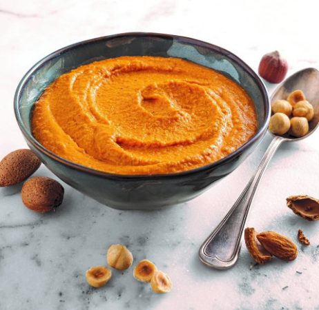 Salsa romesco: cómo se hace y con qué platos combina mejor 24 Merca2.es salsa romesco