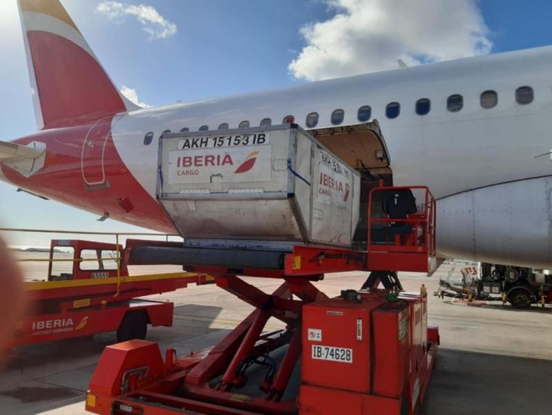 Iberia apoya la labor de UNICEF contra la pandemia con el transporte de más vacunas