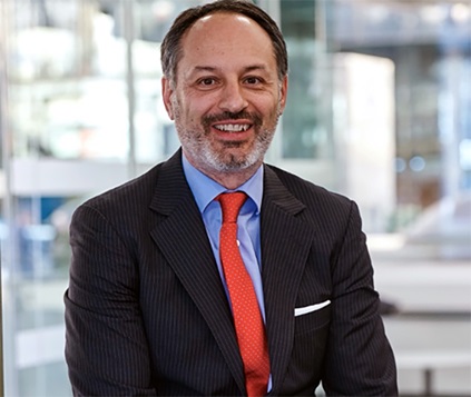 La gestora de Banco Santander, líder en captación de fondos de inversión en el primer semestre 2 Merca2.es Miguel Angel Sanchez Lozano consejero delegado de Santander Asset Management Espana. Merca2.es