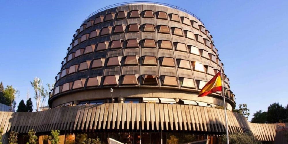 El Constitucional estudiará el recurso de Auro que le impide operar con otras plataformas