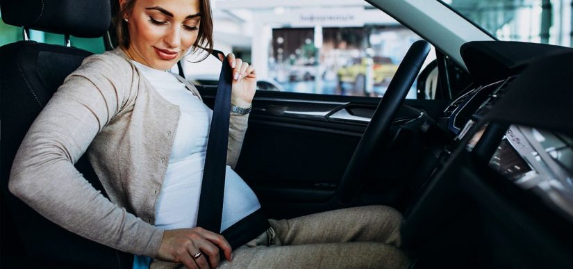 Consejos de la DGT para no pegarte un susto en la carretera estas vacaciones 18 Merca2.es Utiliza el Cinturón de seguridad DGT