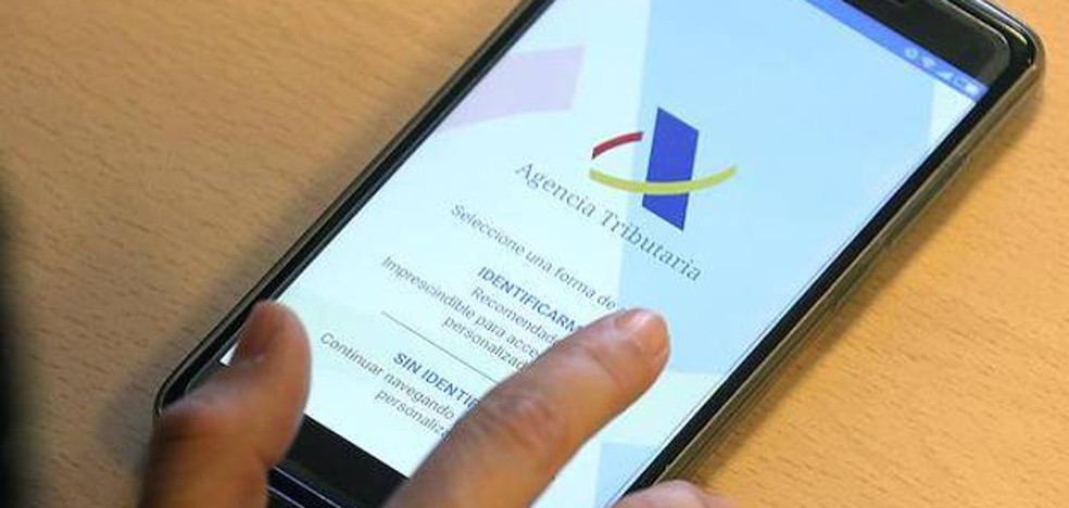 El ChatGPT detecta el despilfarro en España y aconseja hacer la Renta 2022 en Irlanda