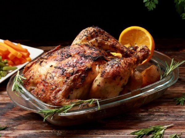 El truco de la abuela para hacer un pollo asado que se desprende del hueso 10 Merca2.es pollo asado 1