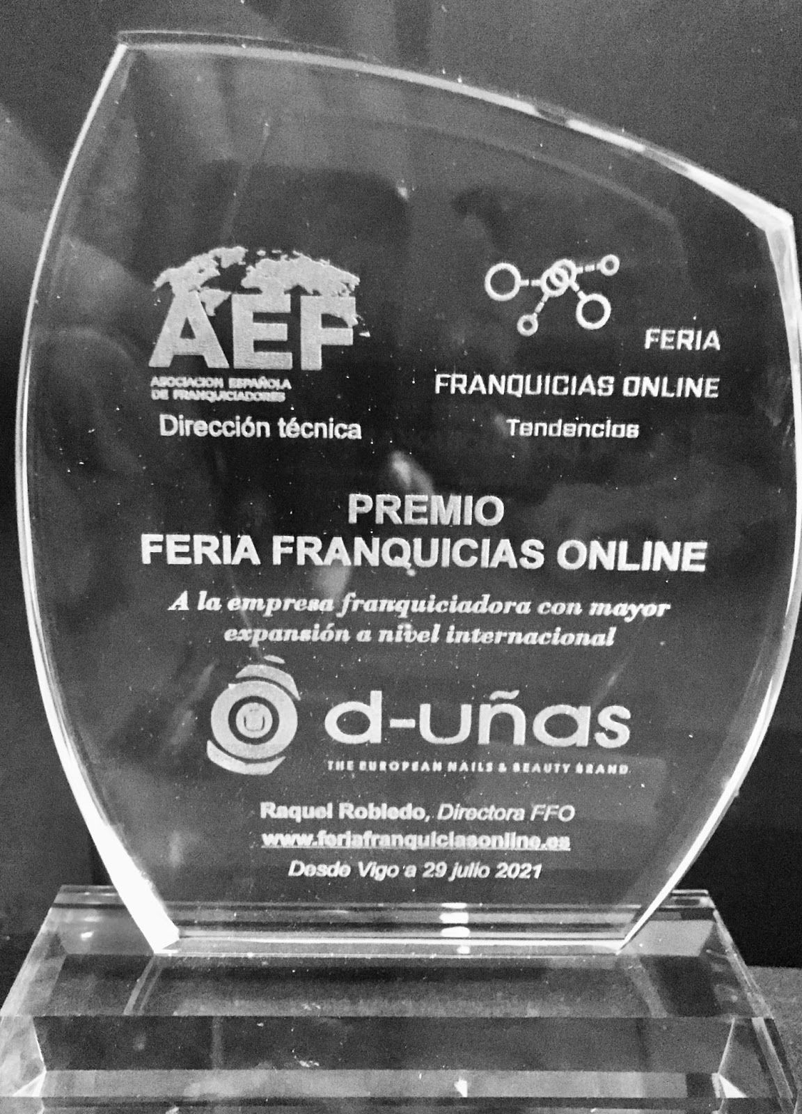 d-uñas, premio a la empresa franquiciadora con mayor expansión a nivel internacional