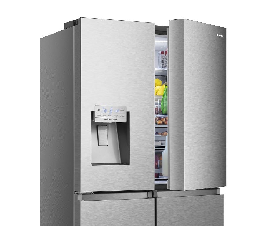 4 consejos para ahorrar y mantener el frigorífico en perfecto estado durante las vacaciones, según Hisense