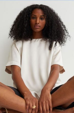 Blusa oversize de satén 