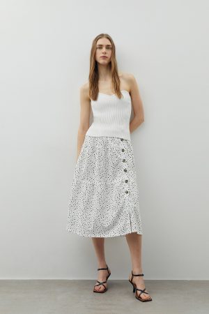 Sfera rebaja a la mitad el vestido preferido para las noches de verano 18 Merca2.es Falda volantes botones Sfera