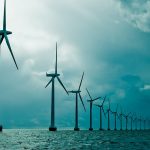 La energía eólica marítima podría ser clave en la transición energética europea, a pesar de los costes a corto plazo