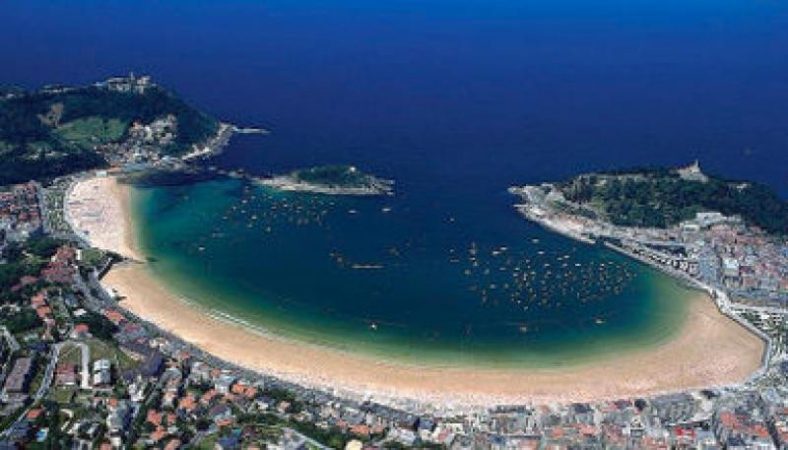 L 5b15095034098 Play de la Concha Merca2.es