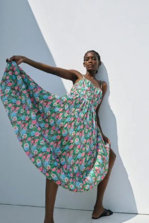 VESTIDO ESTAMPADO PLISADO zara