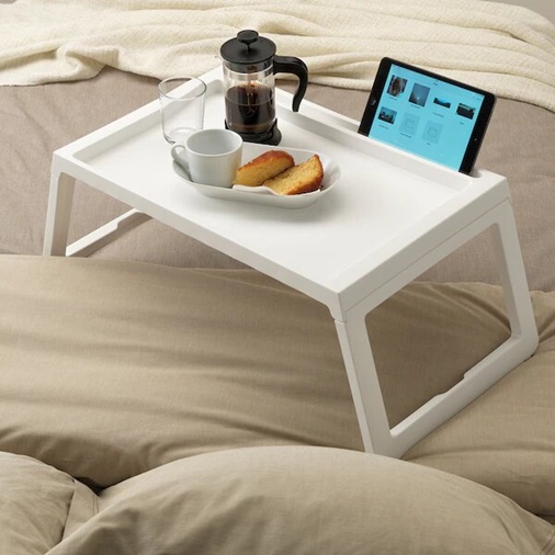 Bandeja cama dormitorio Ikea