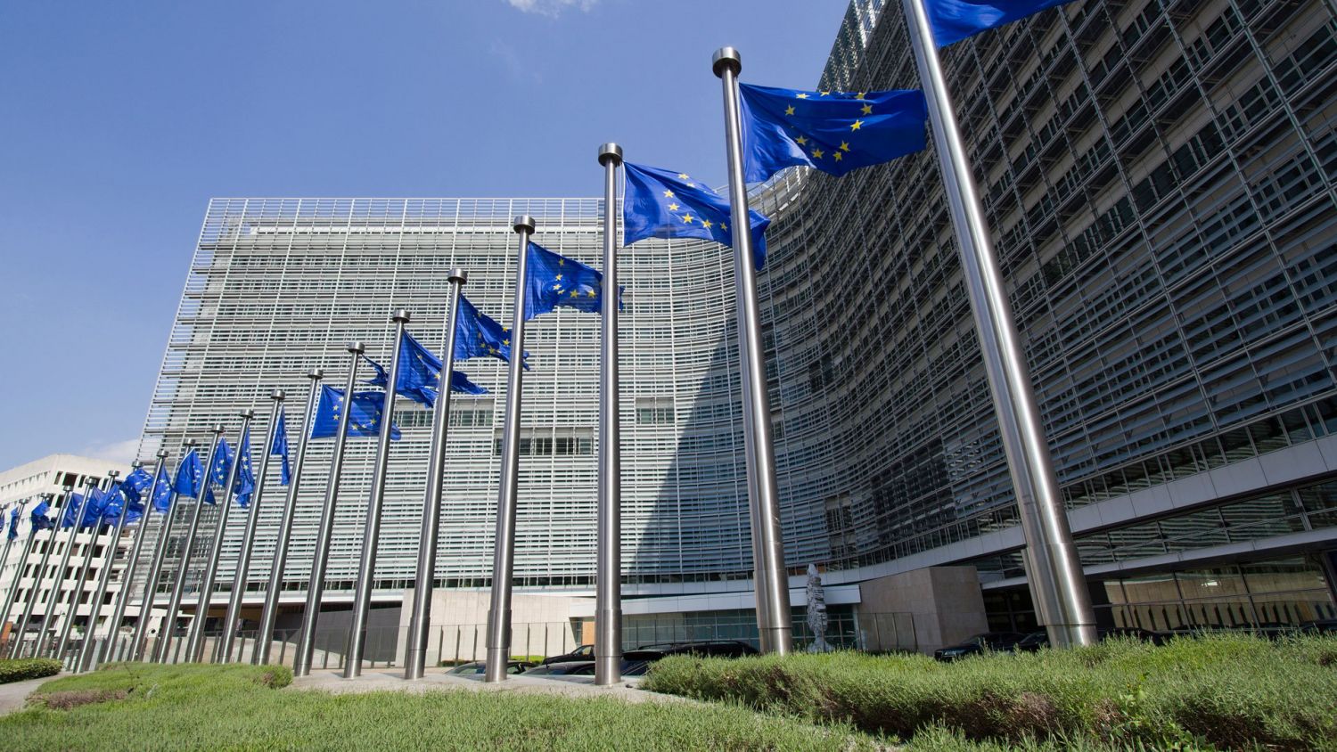 Bruselas se reúne hoy con países más afectados por importaciones de grano ucraniano para abordar pérdidas